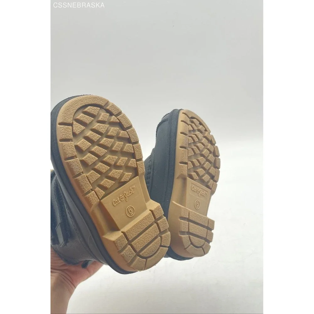 Cat & Jack Black Toddler Denver Winter Boots - Size 6